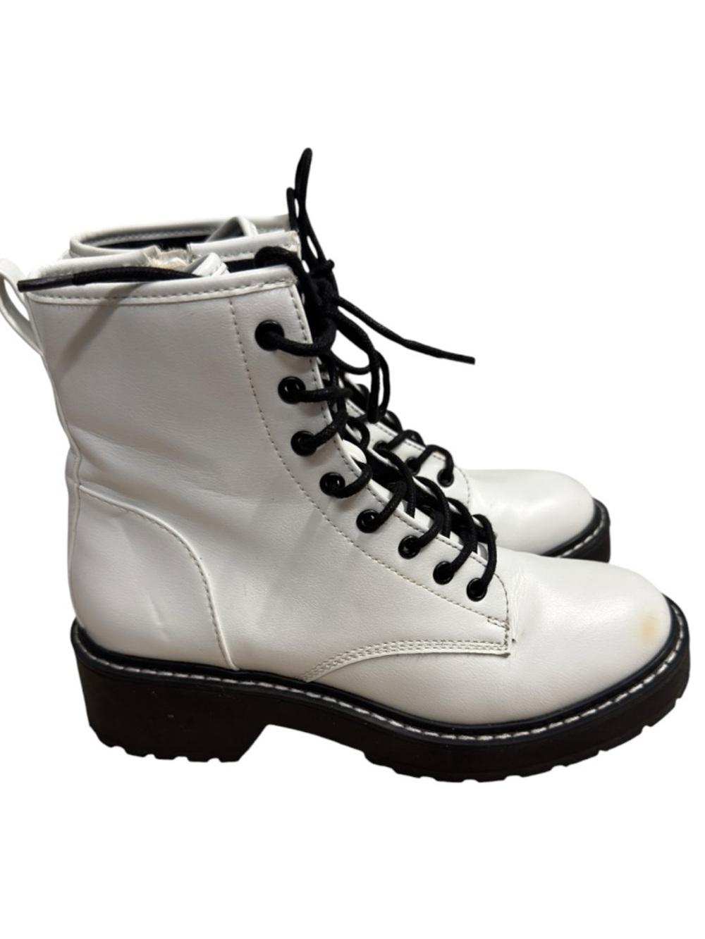 Madden Girl Carra White Lug Sole Combat Ankle Boots Womens US 6.5 Zip - Picture 2 of 10